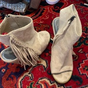 Coconuts by Matisse suede fringe heel